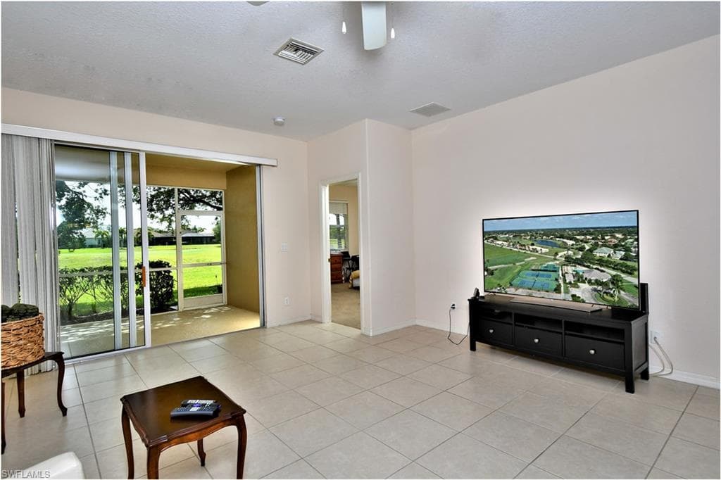 4808 Fairloop RUN, LEHIGH ACRES FL 33973-13