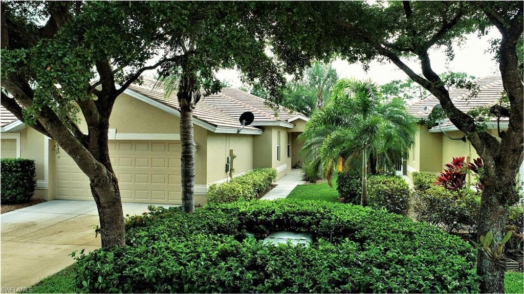 4808 Fairloop RUN, LEHIGH ACRES FL 33973-3