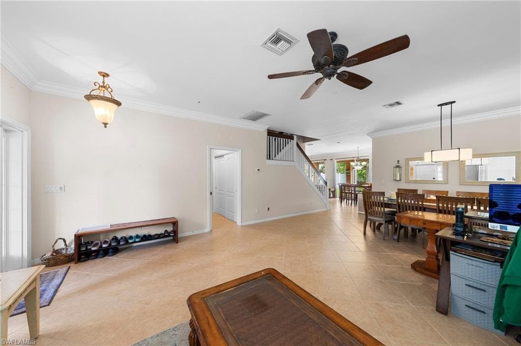 8364 Laurel Lakes BLVD, NAPLES FL 34119-5