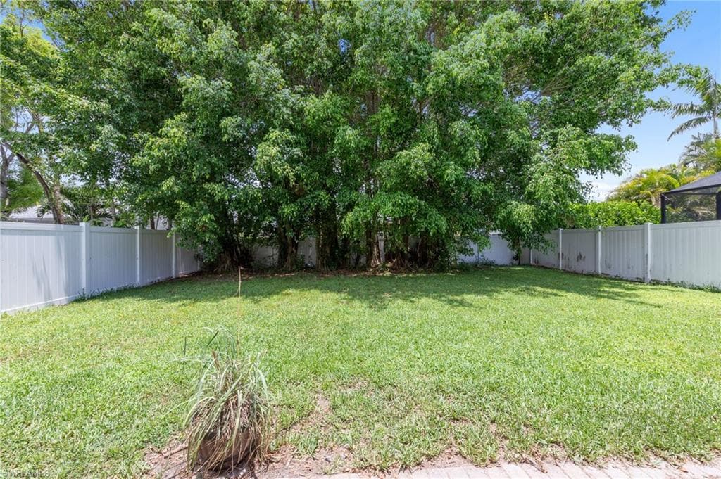 8364 Laurel Lakes BLVD, NAPLES FL 34119-34