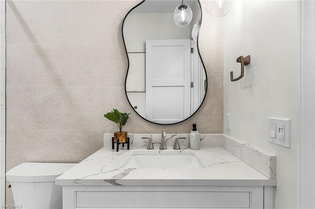 9143 Brendan Lake CT, BONITA SPRINGS FL 34135-26