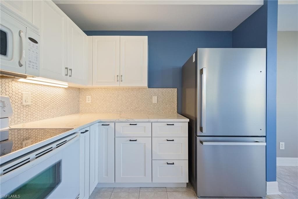 4015 Palm Tree BLVD # 102, CAPE CORAL FL 33904-22