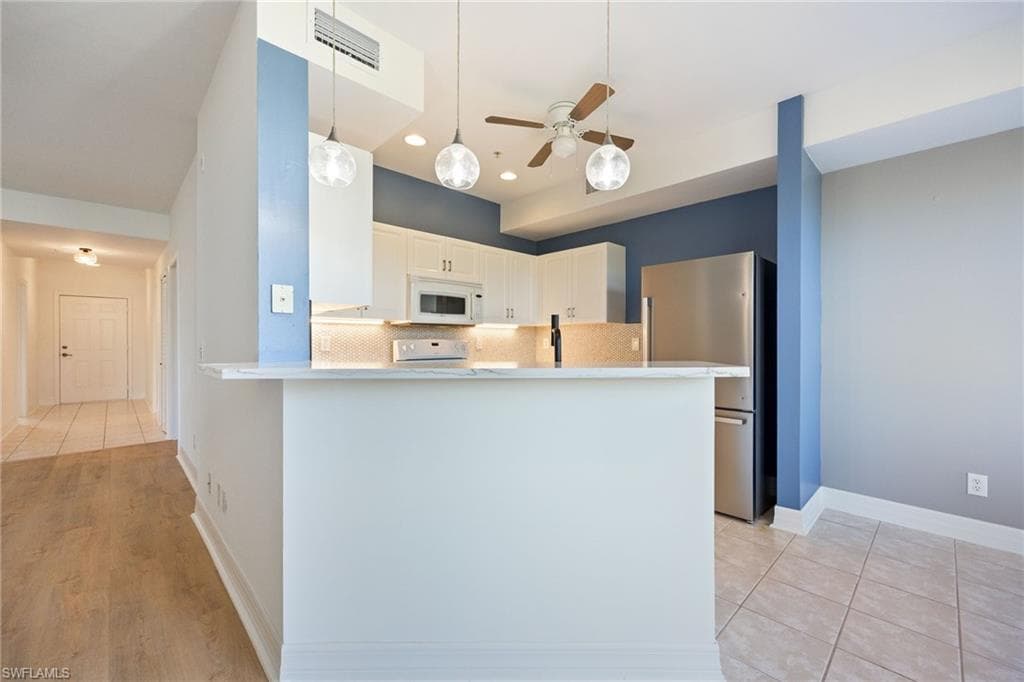 4015 Palm Tree BLVD # 102, CAPE CORAL FL 33904-19