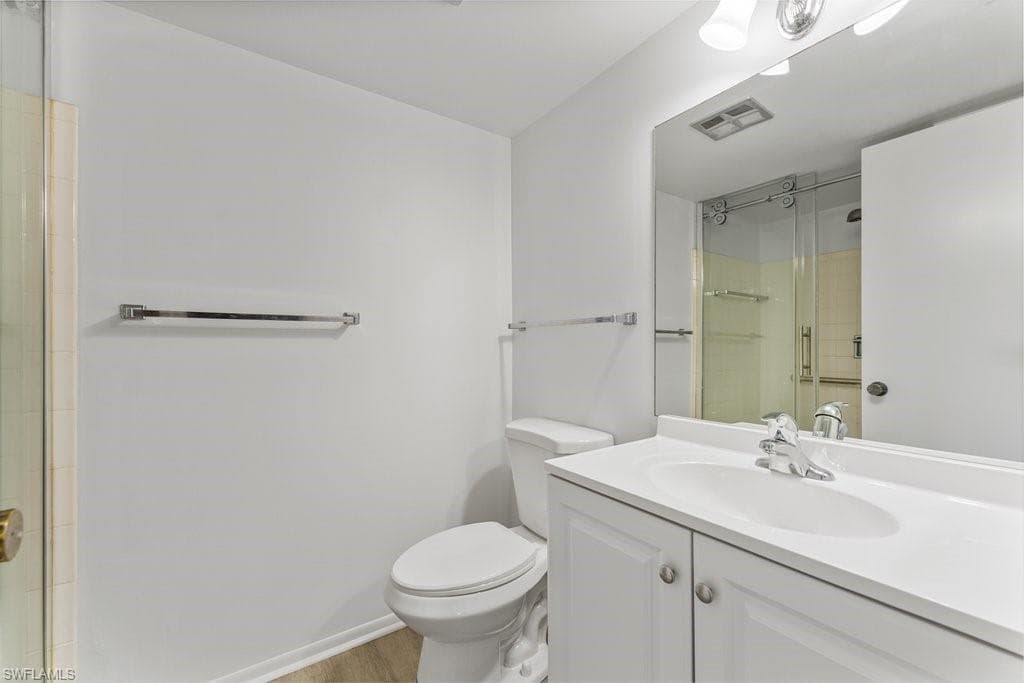 200 Pebble Beach BLVD # D103, NAPLES FL 34113-4