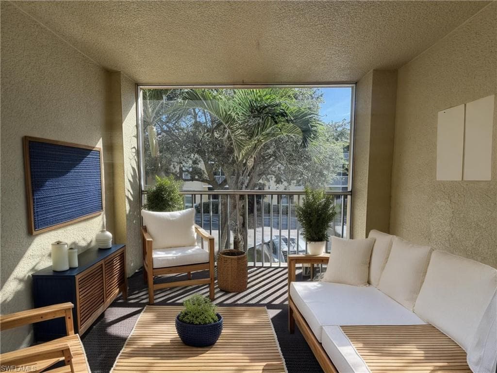 4121 Residence DR # 311, FORT MYERS FL 33901-2