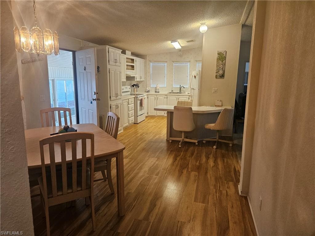 38 Turquoise AVE # 38T, NAPLES FL 34114-13