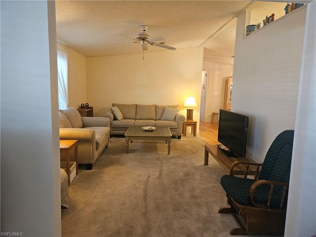 38 Turquoise AVE # 38T, NAPLES FL 34114-24