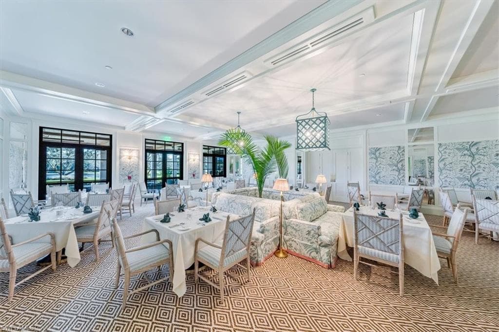 104 Clubhouse DR # 272, NAPLES FL 34105-37