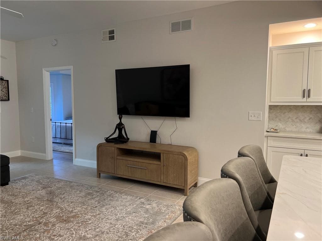 15998 Mandolin Bay DR # 104, FORT MYERS FL 33908-10