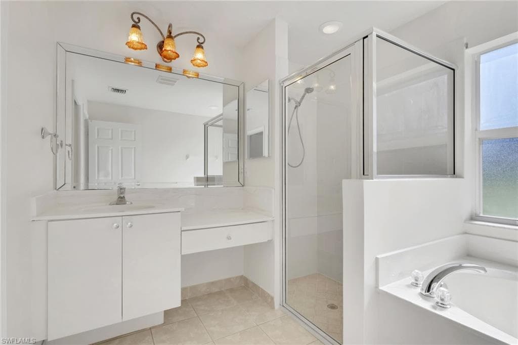 8896 CASCADES ISLE BLVD, ESTERO FL 33928-15