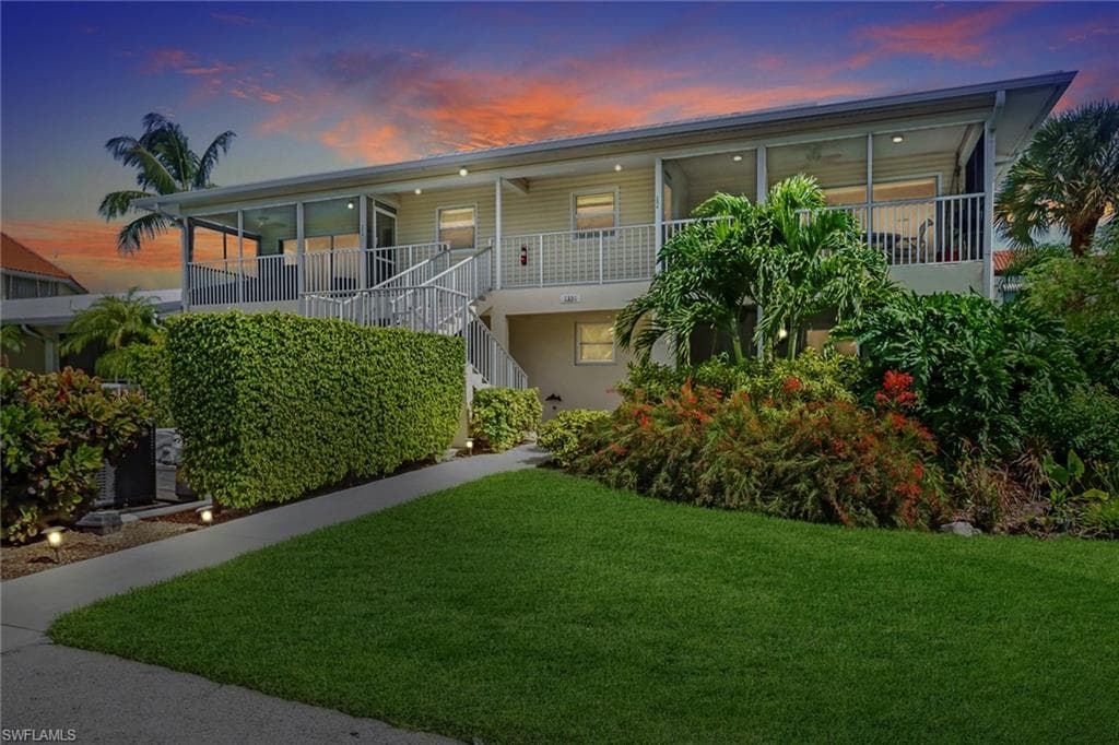 1351 Curlew AVE # 104, NAPLES FL 34102-1