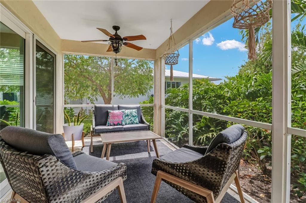 1351 Curlew AVE # 104, NAPLES FL 34102-21