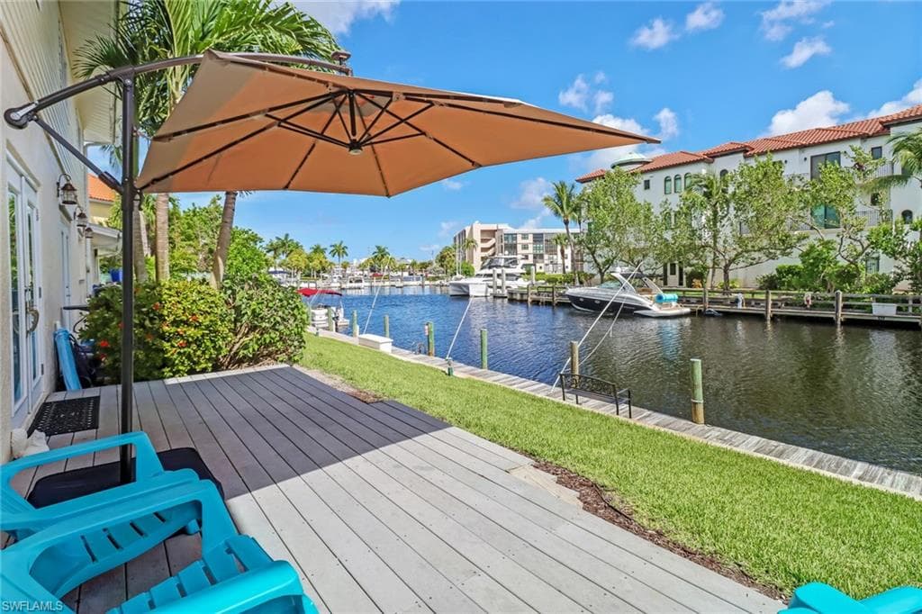 1351 Curlew AVE # 104, NAPLES FL 34102-27