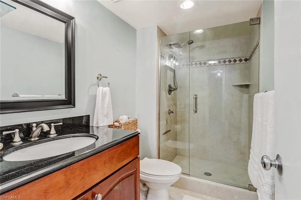 1351 Curlew AVE # 104, NAPLES FL 34102-19