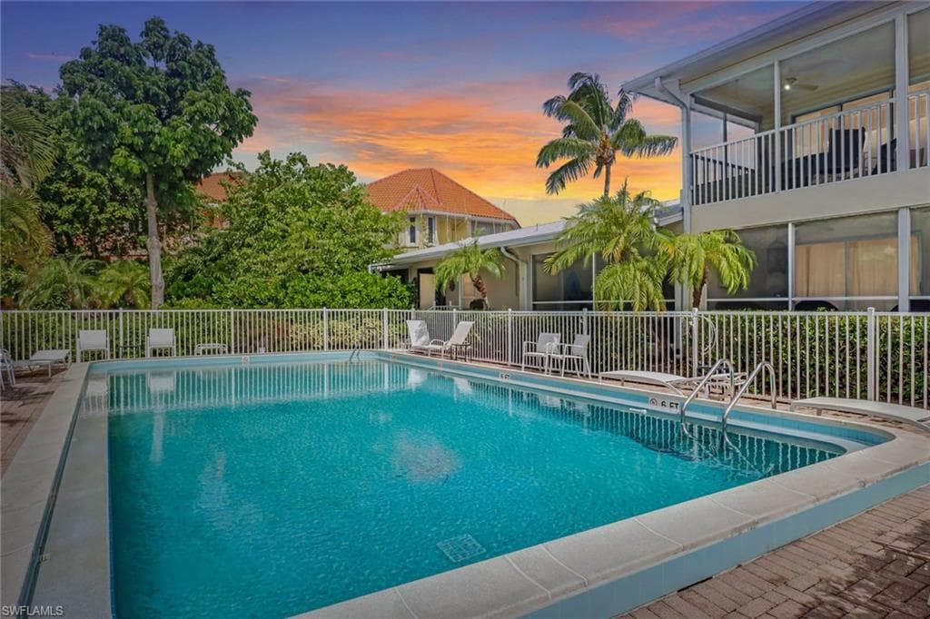 1351 Curlew AVE # 104, NAPLES FL 34102-24