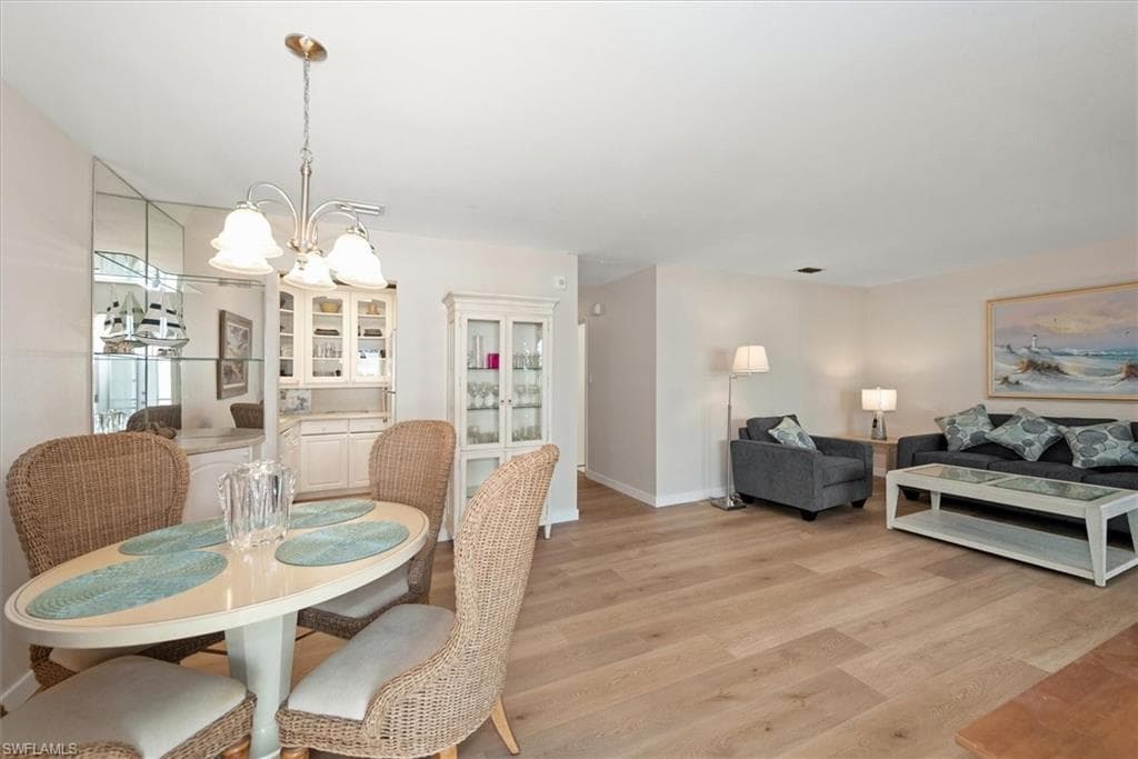 1065 Gulf Shore BLVD N # 205, NAPLES FL 34102-8