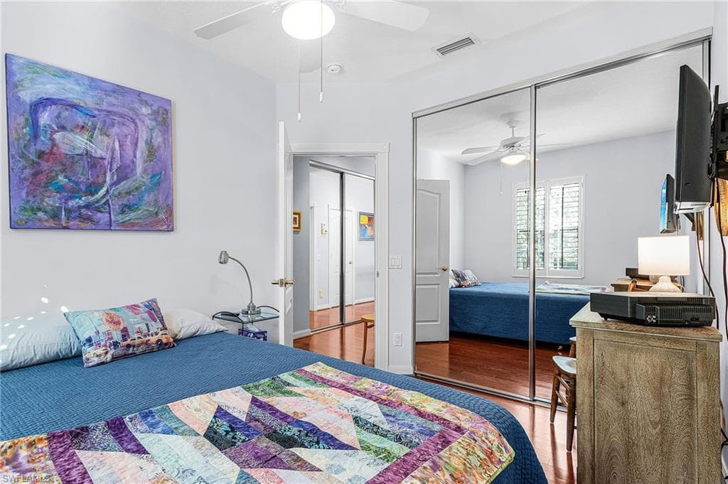 5733 Cove CIR, NAPLES FL 34119-17