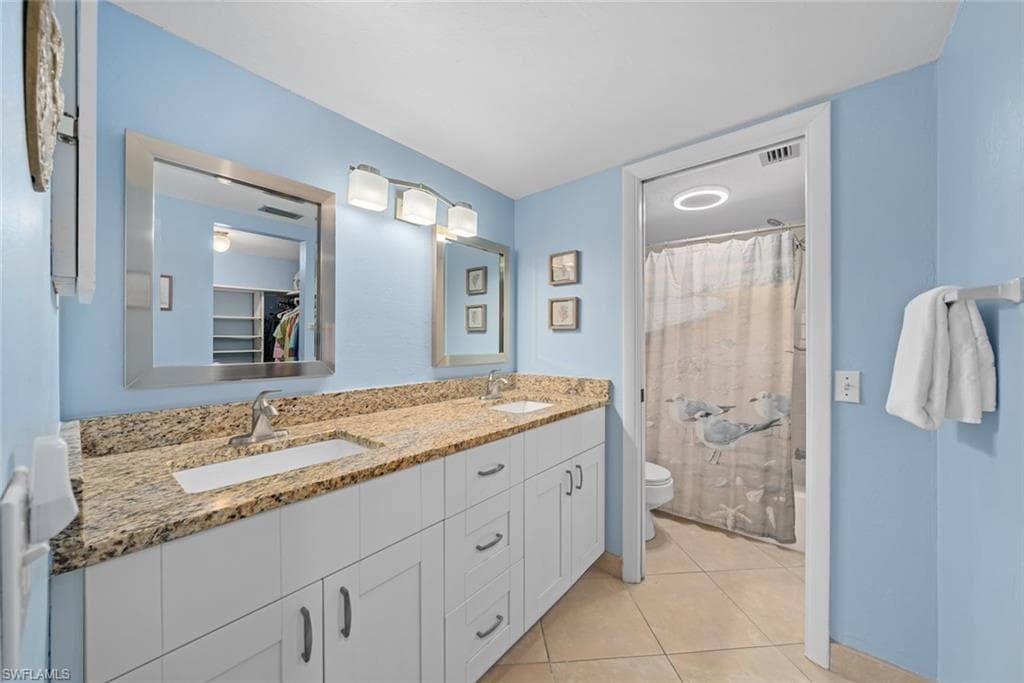 1246 Fulgur ST # 105, SANIBEL FL 33957-15