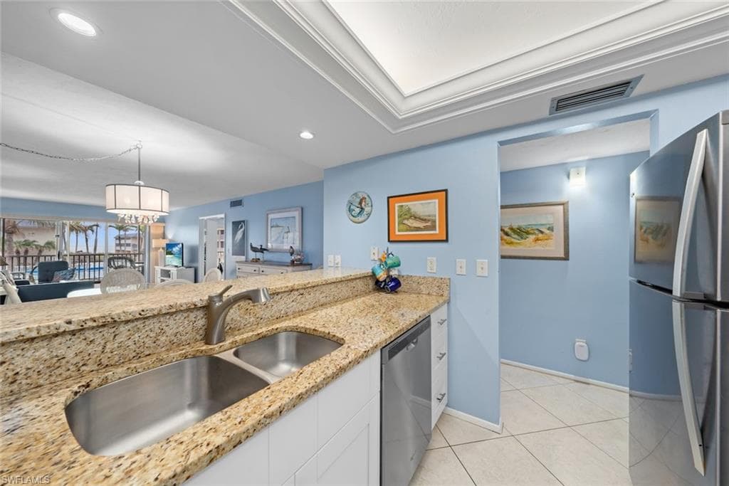 1246 Fulgur ST # 105, SANIBEL FL 33957-10