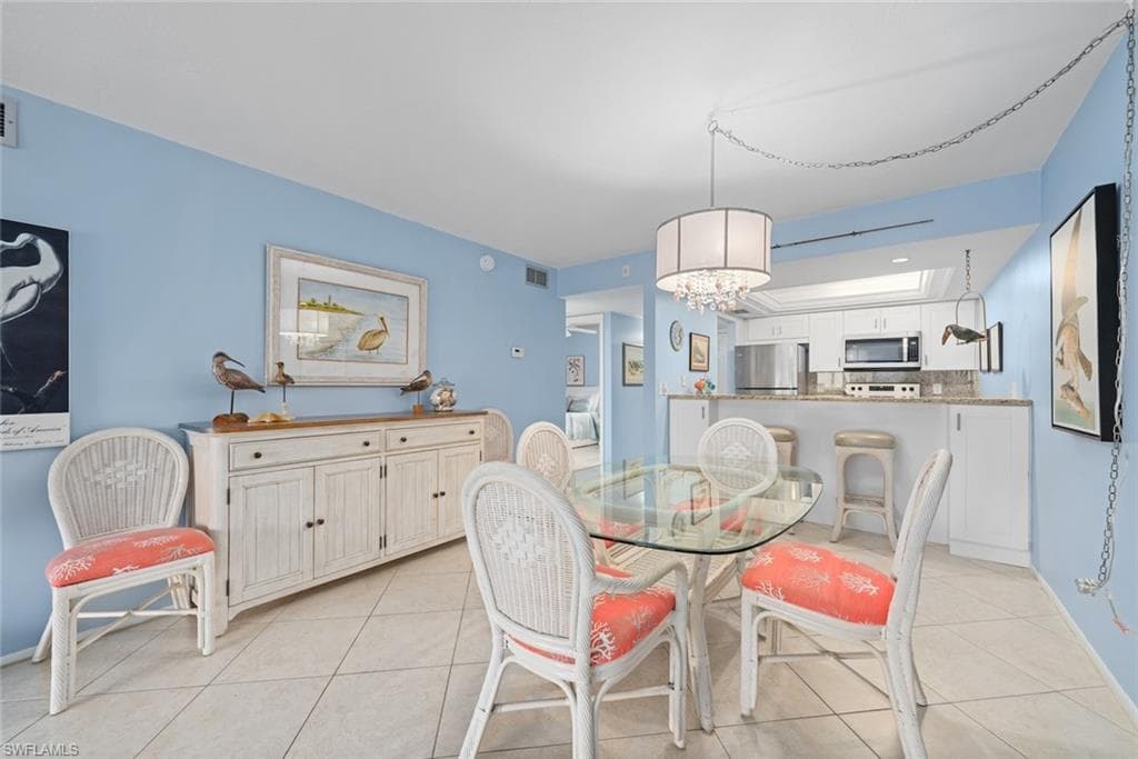 1246 Fulgur ST # 105, SANIBEL FL 33957-7