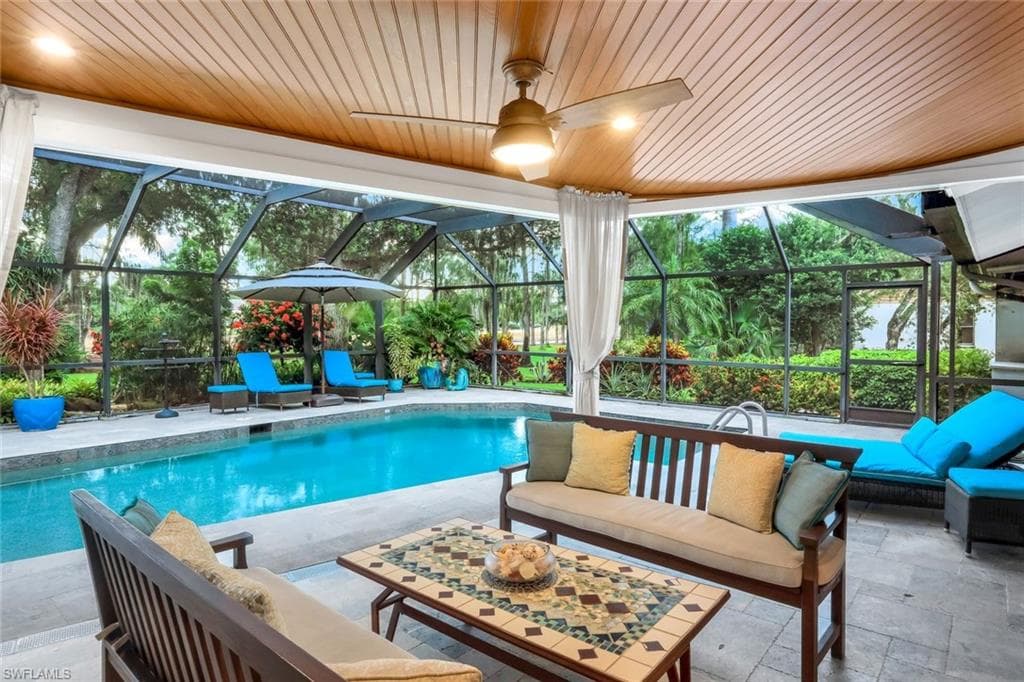 13024 Valewood DR, NAPLES FL 34119-1