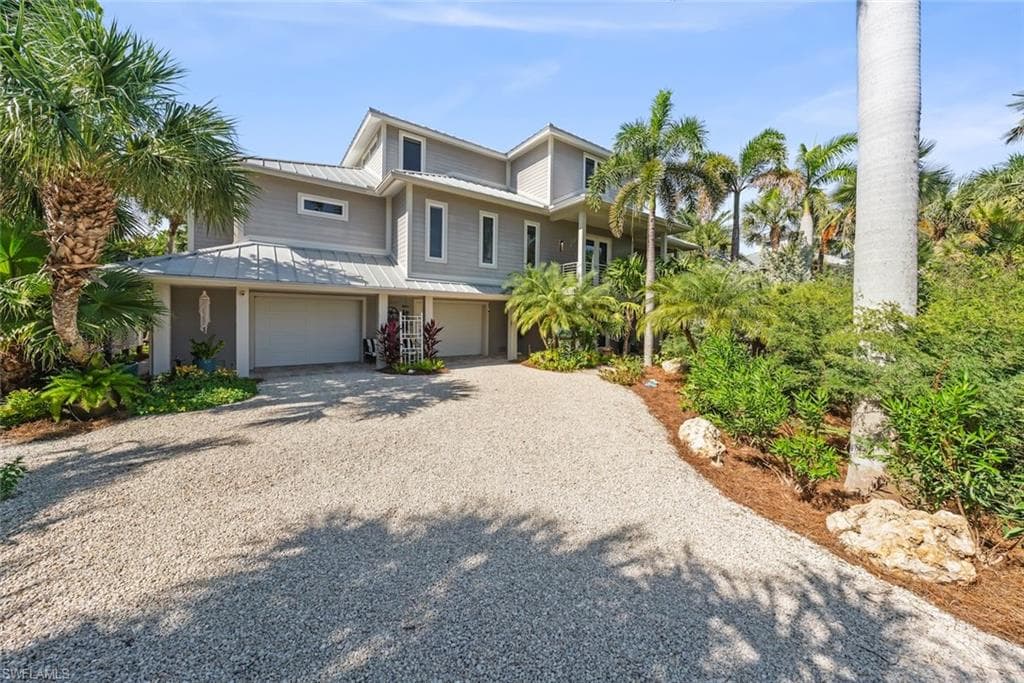 4383 Gulf Pines DR, SANIBEL FL 33957-45