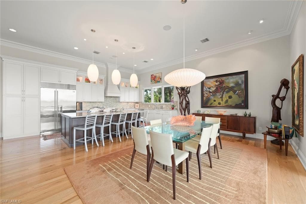 4383 Gulf Pines DR, SANIBEL FL 33957-6