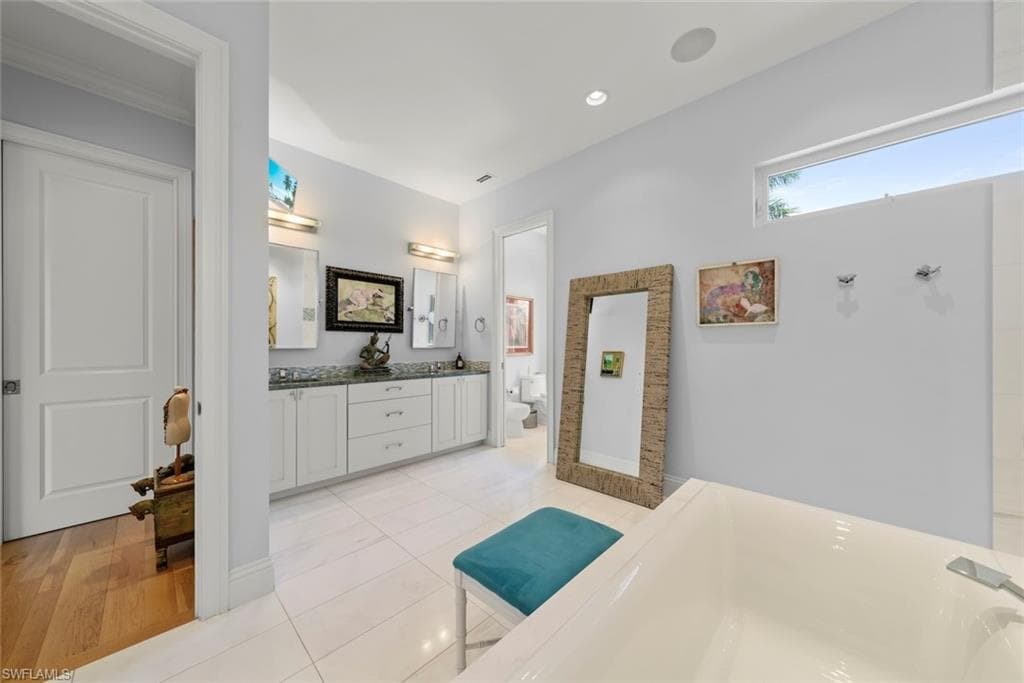 4383 Gulf Pines DR, SANIBEL FL 33957-23