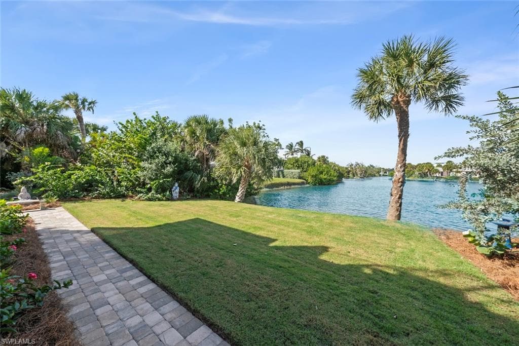 4383 Gulf Pines DR, SANIBEL FL 33957-44