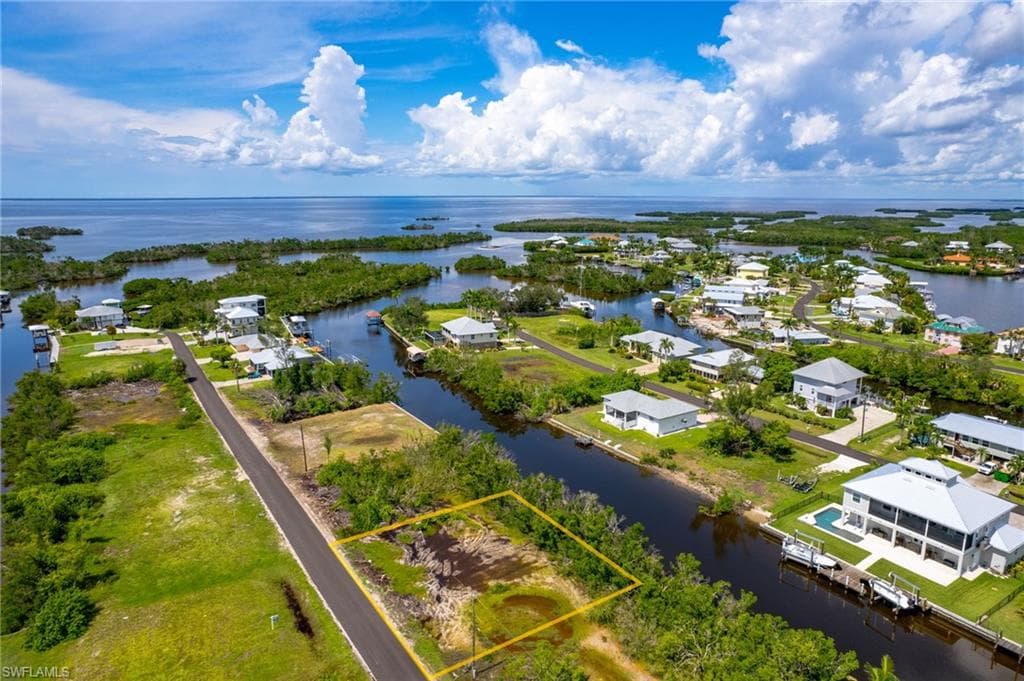 24220 Blackbeard BLVD, PUNTA GORDA FL 33955-1