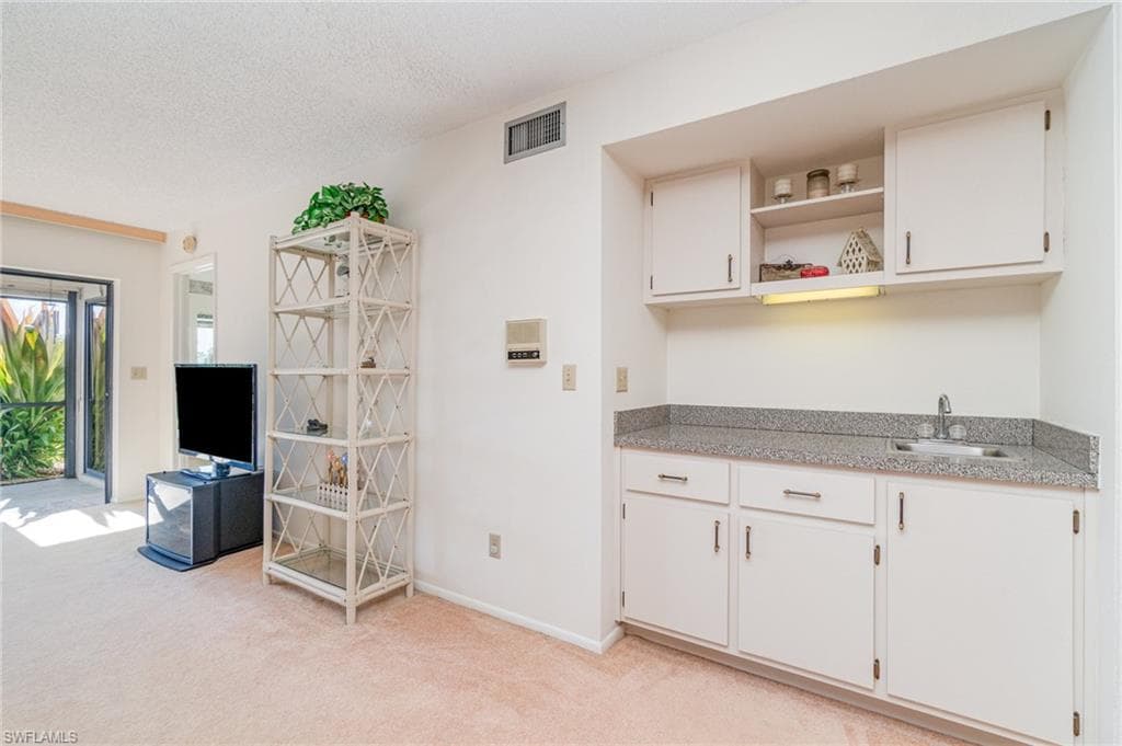 511 SE 43rd ST # 105, CAPE CORAL FL 33904-12