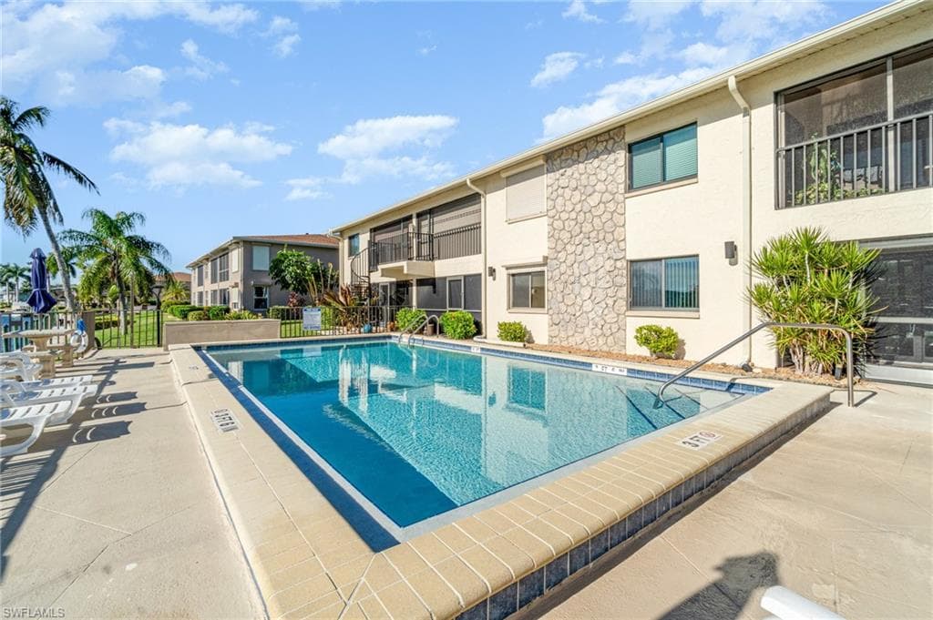 511 SE 43rd ST # 105, CAPE CORAL FL 33904-3