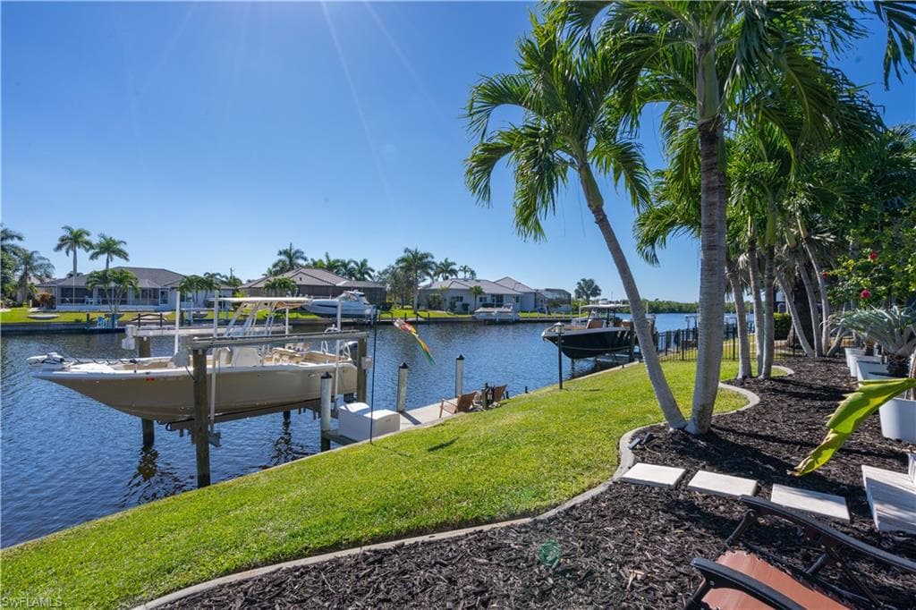 329 Santander CT, PUNTA GORDA FL 33950-29