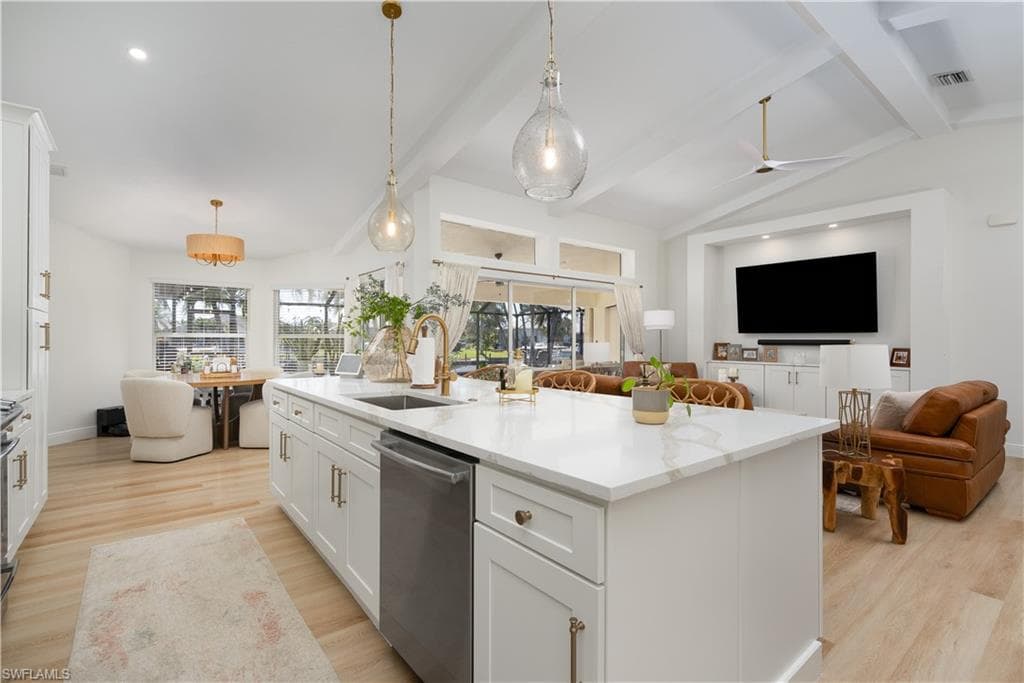 329 Santander CT, PUNTA GORDA FL 33950-9