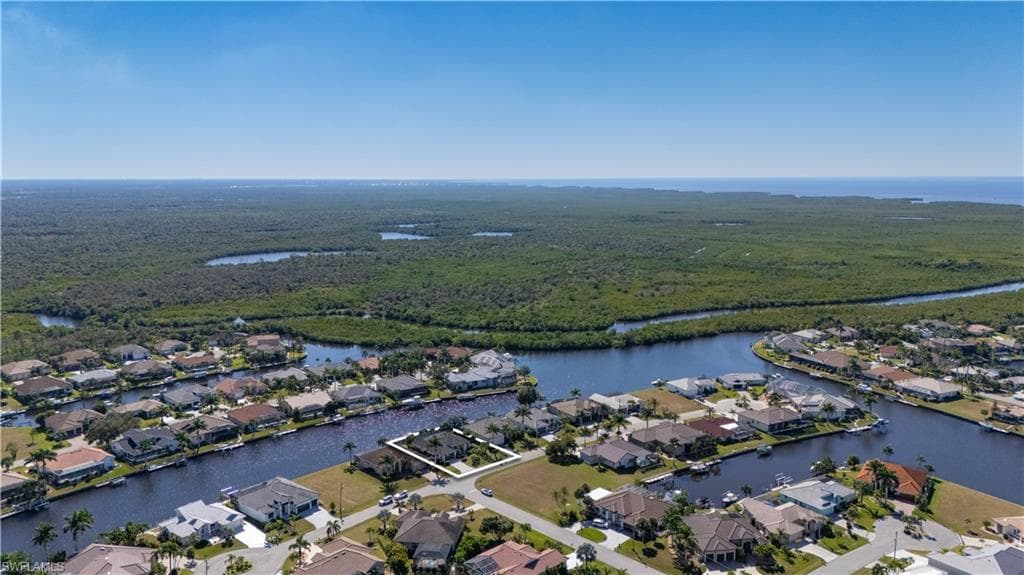 329 Santander CT, PUNTA GORDA FL 33950-38