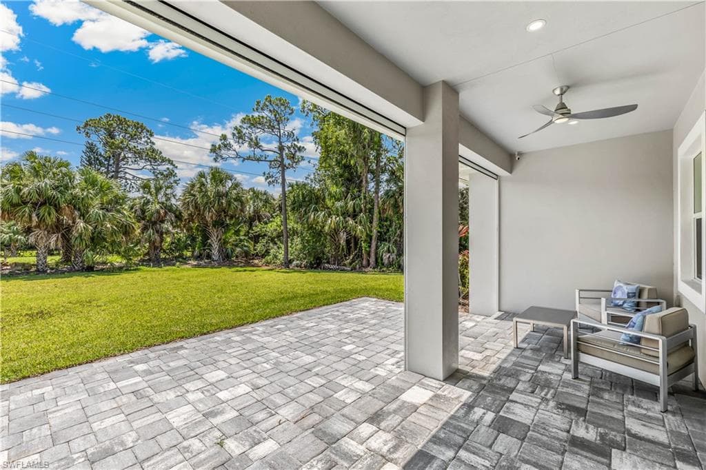 1245 Imperial DR, NAPLES FL 34110-19