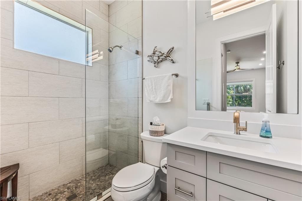 1245 Imperial DR, NAPLES FL 34110-17