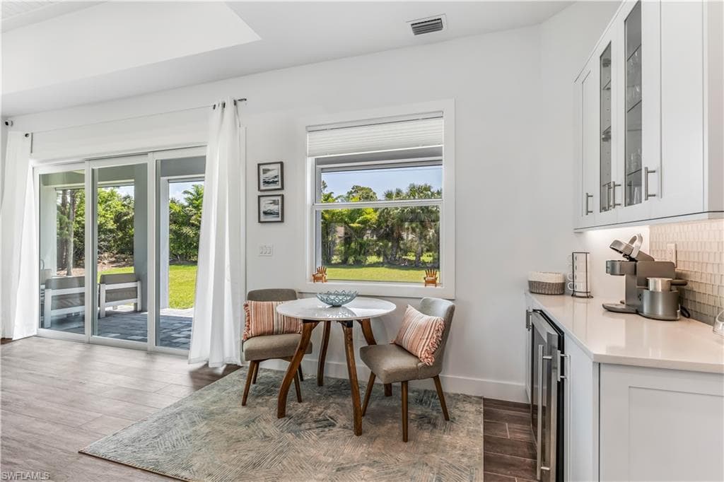 1245 Imperial DR, NAPLES FL 34110-10