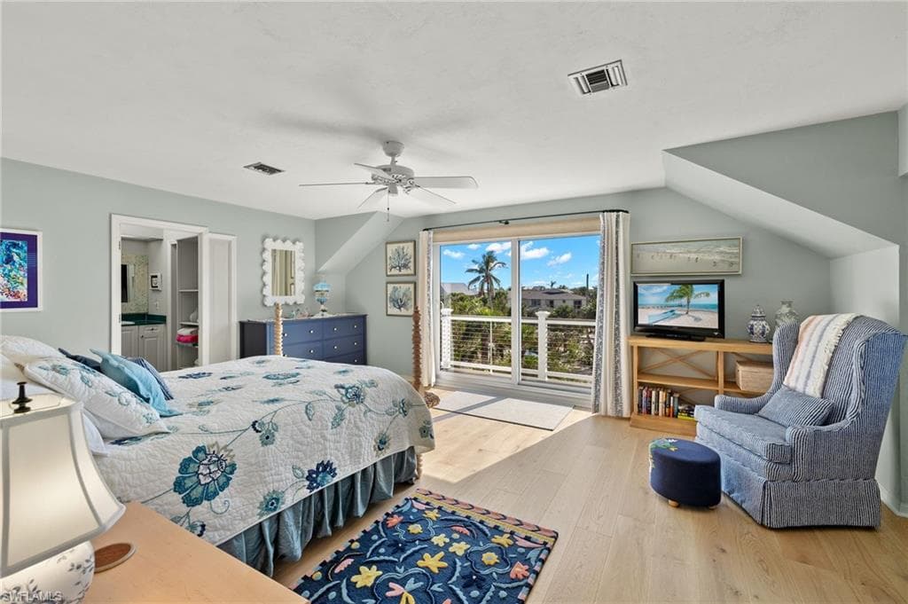 4245 Gulf Pines DR, SANIBEL FL 33957-23