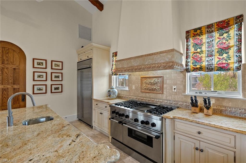 4972 Joewood DR, SANIBEL FL 33957-13