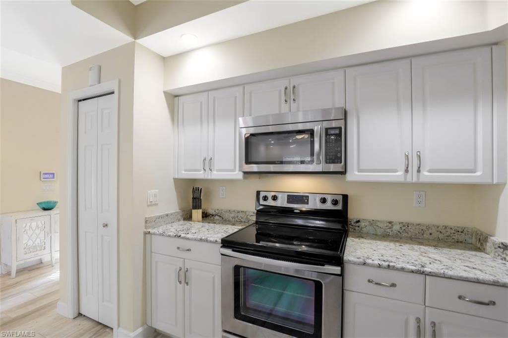 1240 Shady Rest LN # 102, NAPLES FL 34103-10