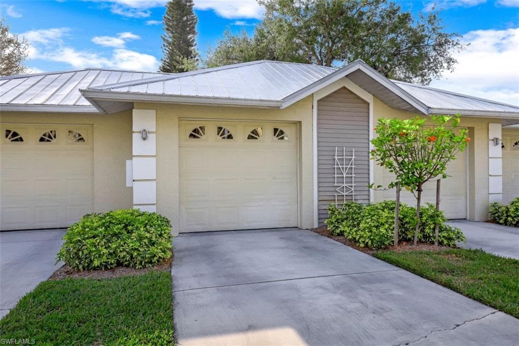 1240 Shady Rest LN # 102, NAPLES FL 34103-20