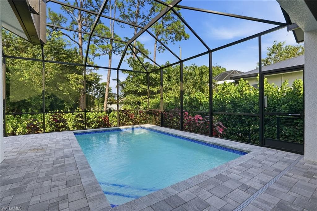 2727 Van Buren AVE, NAPLES FL 34112-26