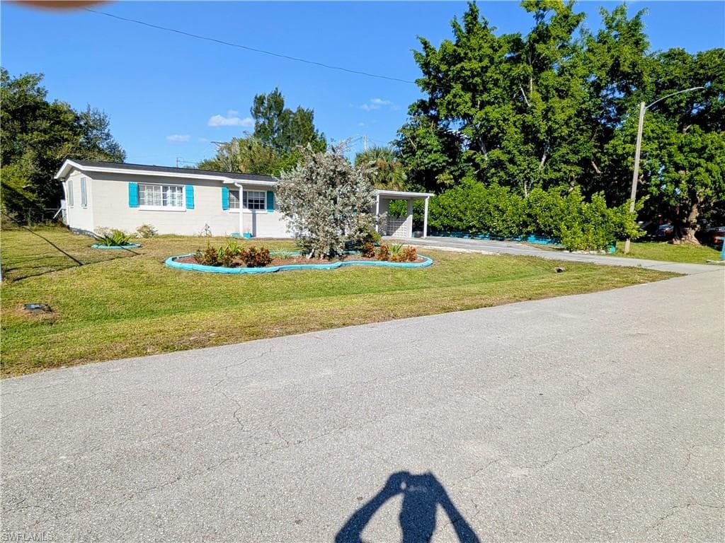 804 March ST, NORTH FORT MYERS FL 33903-1