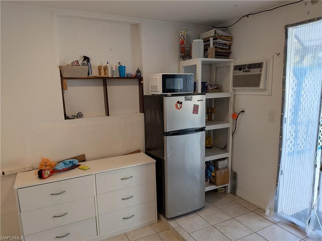 804 March ST, NORTH FORT MYERS FL 33903-9