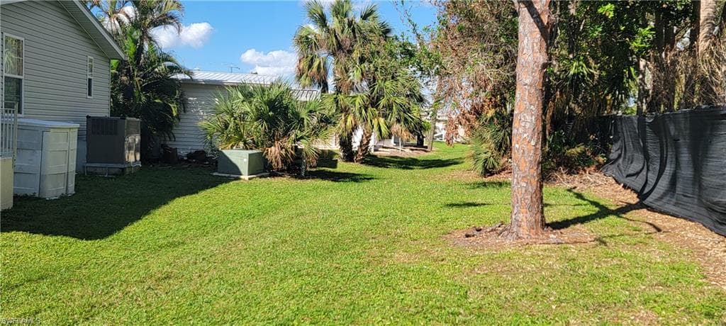 24945 Windward BLVD, BONITA SPRINGS FL 34134-21