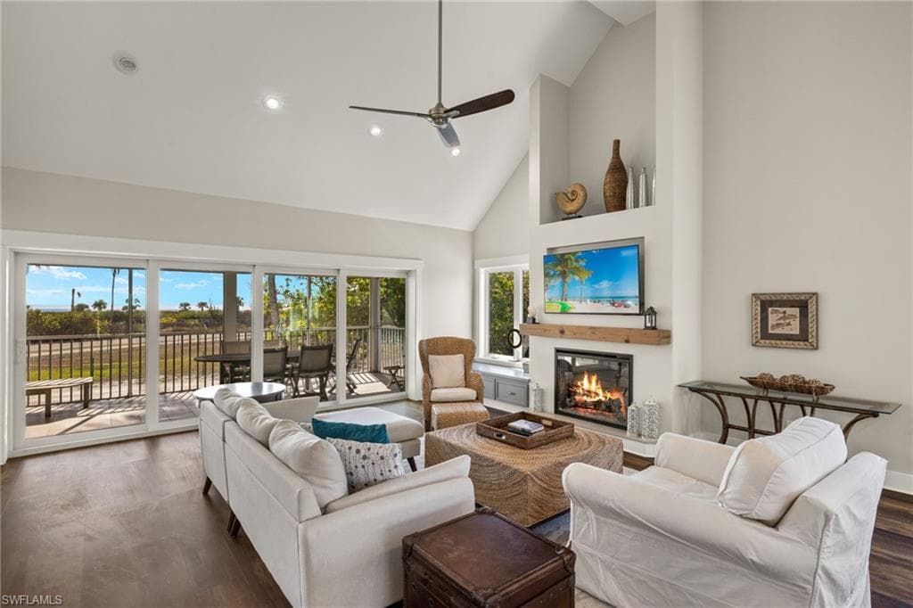 460 E Gulf DR, SANIBEL FL 33957-6