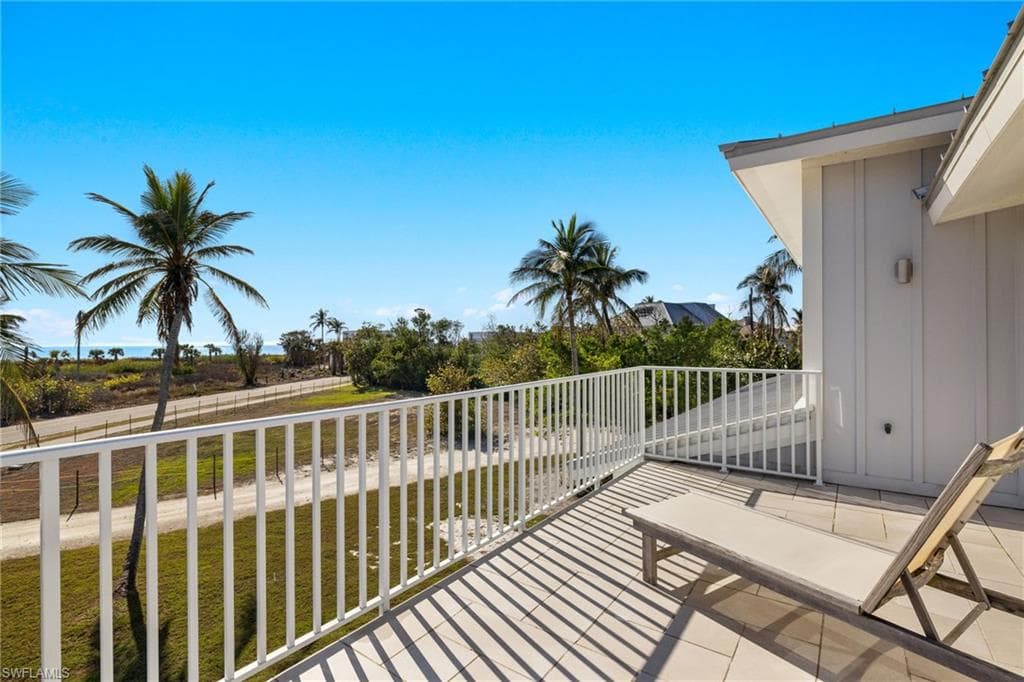 460 E Gulf DR, SANIBEL FL 33957-31