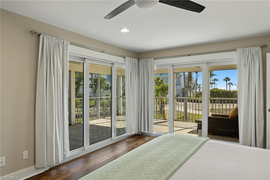 460 E Gulf DR, SANIBEL FL 33957-19