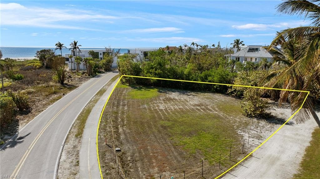 466 E Gulf DR, SANIBEL FL 33957-4